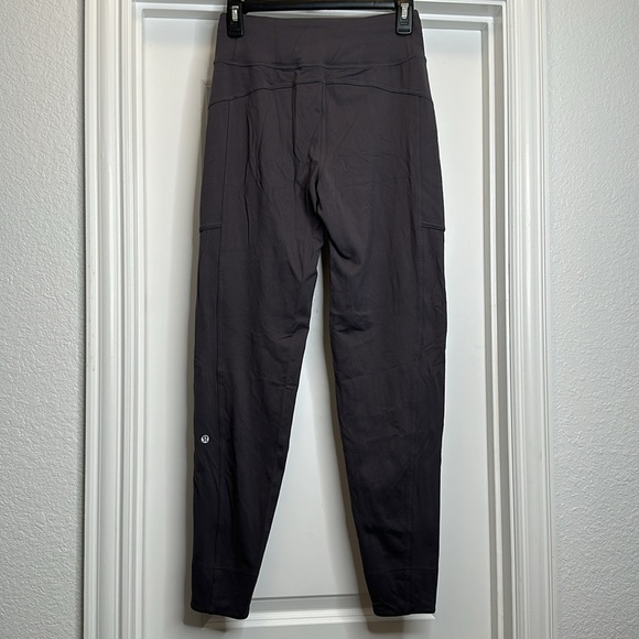 Lululemon Run on joggers in Dark carbon (gray) size 4. Inseam is 28” full length - Picture 10 of 15